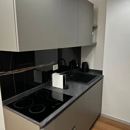 Apartamento Cenisio81 *